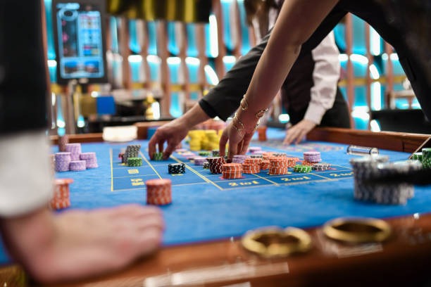 Live baccarat lobby on nanastogel showing multiple active tables with stake levels